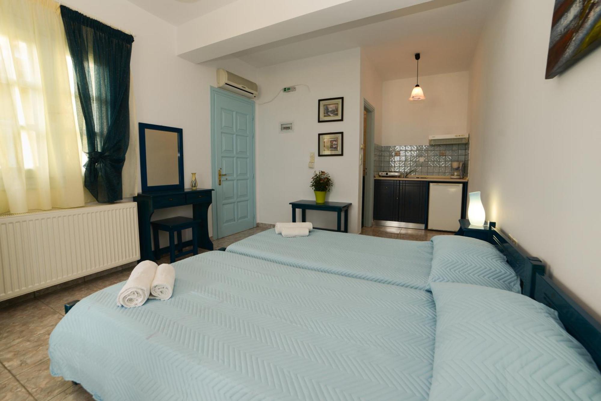 Hotel Dina - Ξενοδοχείο Ντινα Plati  Ruang foto